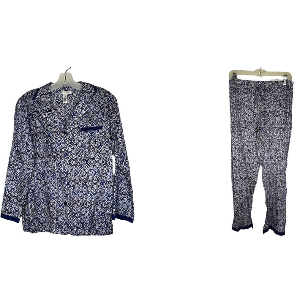 Oscar de la Renta Two Piece Pajama Set